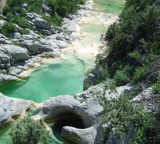 La Bastide Du Soleil Avec Piscine, Calme, Randonnee A Proximite